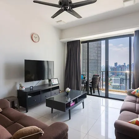 Chic High-Floor 3Br Apt In Bukit Bintang